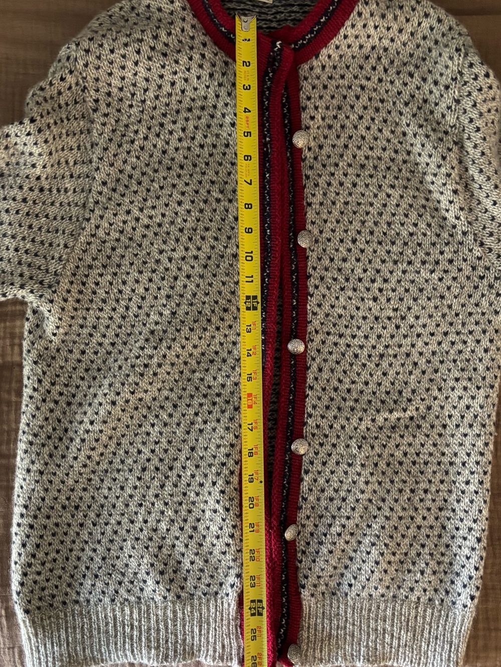 L.L. Bean Women's Light Gray Knit Cardigan with Burgundy Trim - Picture 8 of 16